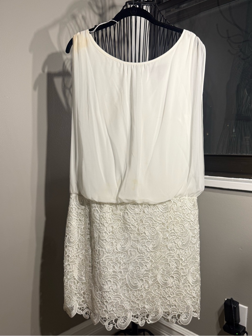 Elegant White Lace Overlay Women’s Dress